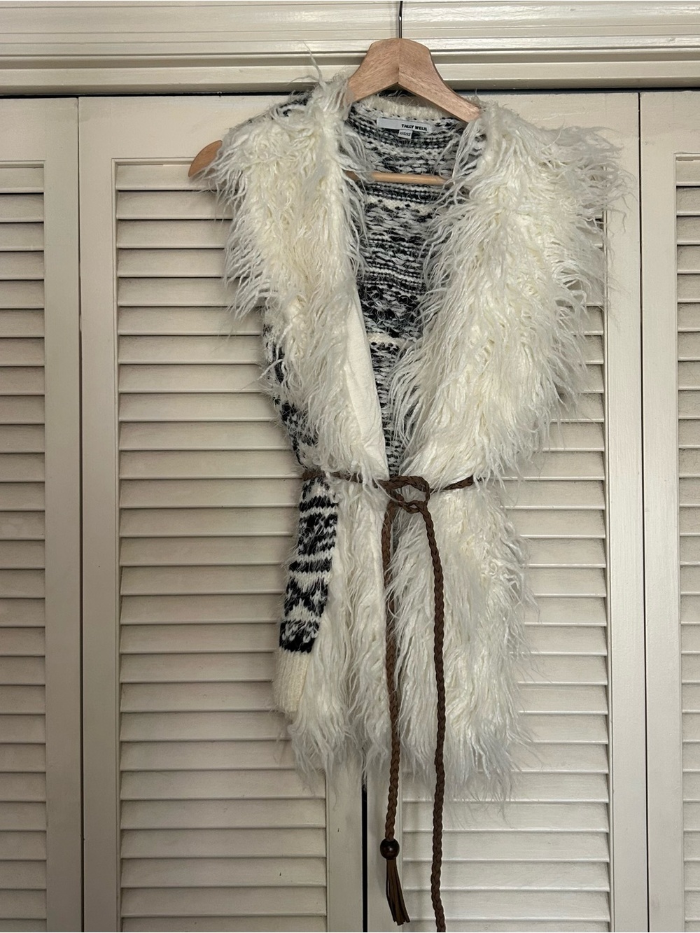 Faux Fur Trim Knit Vest with Belt - White
